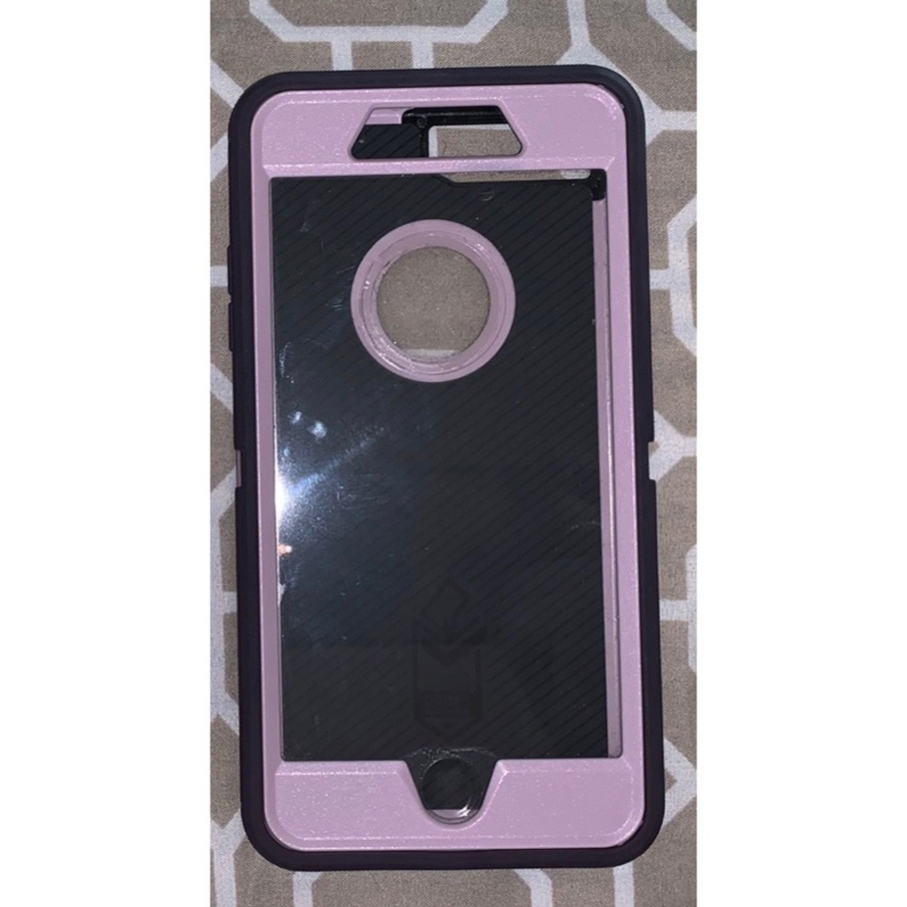 Otterbox Defender case for iPhone 8 Plus